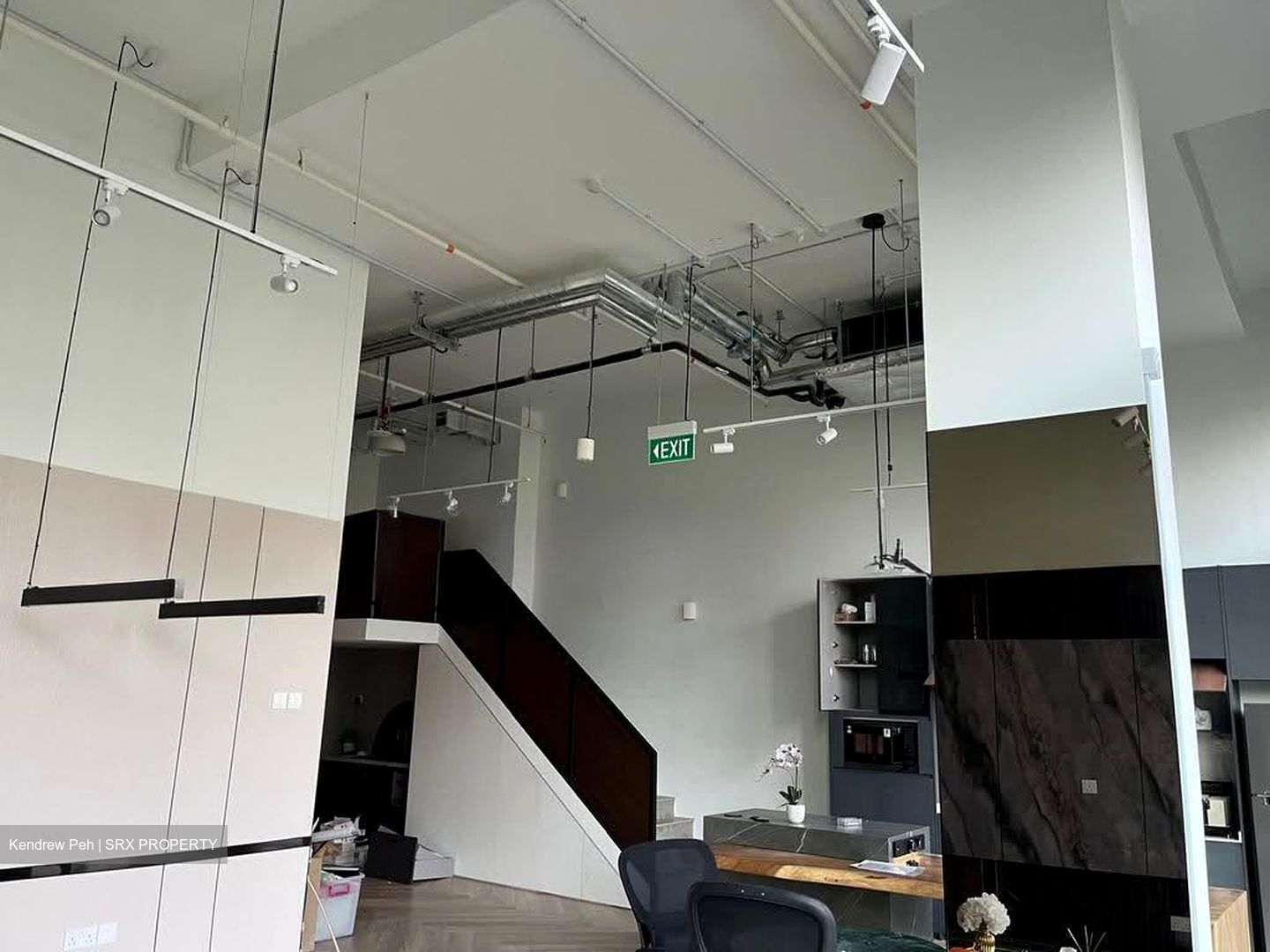 Woods Square (D25), Office #611817791